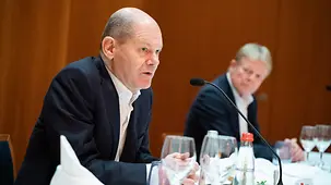 Bundeskanzler Olaf Scholz bei der DGB-Bundesvorstandsklausur.