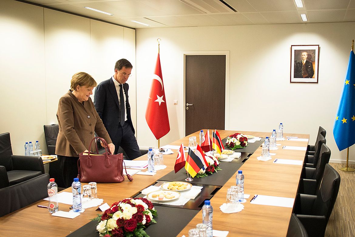 Chancellor Angela Merkel and Dutch Prime Minister Mark Rutte