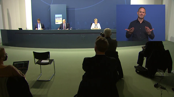 Bild der Pressekonferenz von Kanzler Scholz im Anschluss an die Beratungen mit den Regierungschefinnen und Regierungschefs der Länder