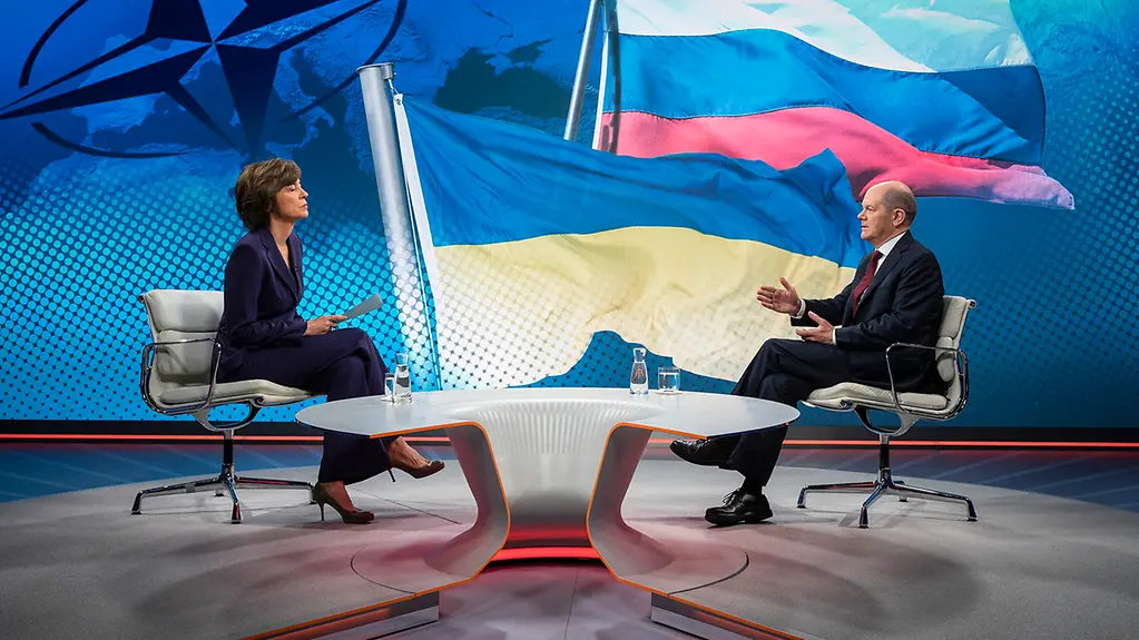 Bundeskanzler Scholz im Gespräch mit Maybrit Illner