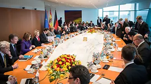 Gemeinsame Plenarsitzung im Kabinettsaal.