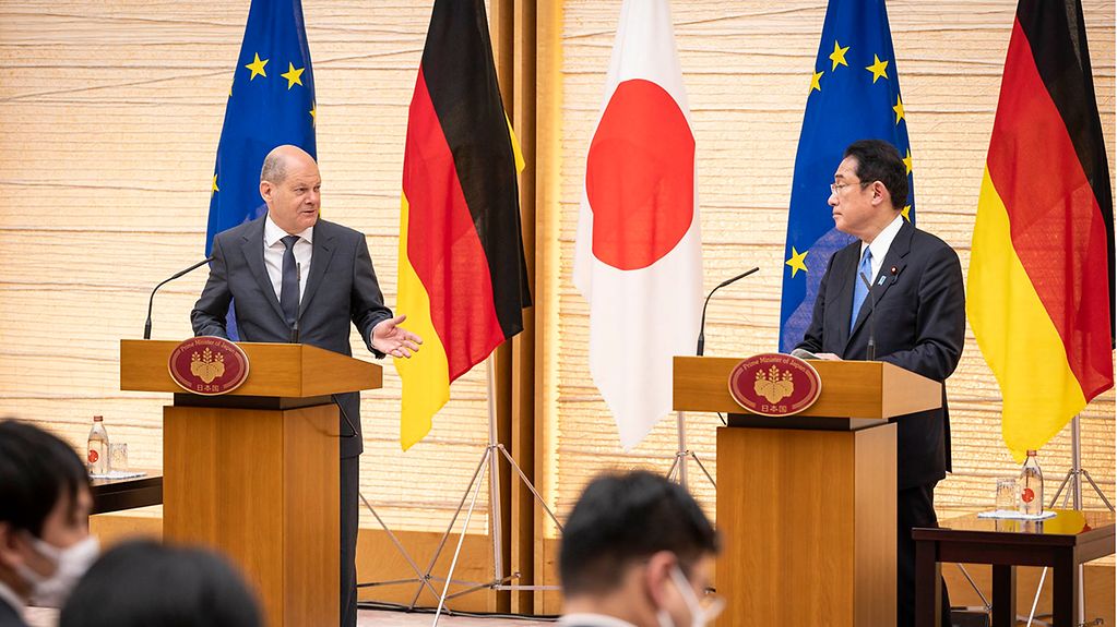Press conference held by Federal Chancellor Scholz and the Prime Minister Kishida of Japan.