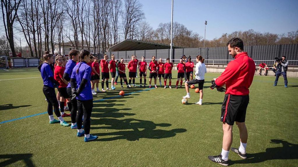 Die Mannschaft des FC Kryvbas beim Training.