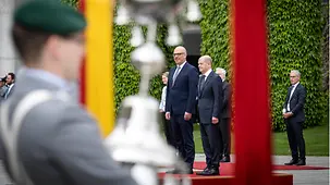 Bundeskanzler Olaf Scholz empfängt den Daniel Risch, Ministerpräsident Liechtensteins.
