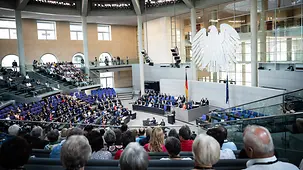 Federal Chancellor Olaf Scholz giving a government statement in the Bundestag.