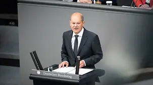 Federal Chancellor Olaf Scholz giving a government statement in the Bundestag.