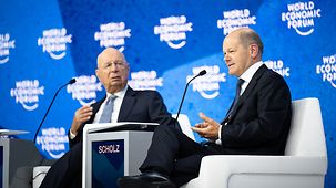 Bundeskanzler Olaf Scholz spricht beim Weltwirtschaftsforum in Davos.