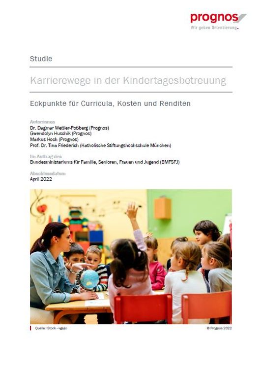 Titelbild der Publikation "Karrierewege in der Kindertagesbetreuung"