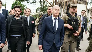 Bundeskanzler Olaf Scholz in Irpin.
