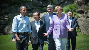 Obama, Merkel und Hollande im Gespräch.