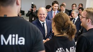 Federal Chancellor Olaf Scholz with Canadian Prime Minister Justin Trudeau, visiting MILA.