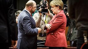 Merkel und der Präsident des Europäischen Parlaments, Martin Schulz.