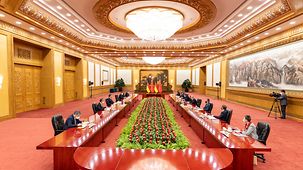 Le chancelier Olaf Scholz en entretien élargi avec Xi Jinping, le président chinois.