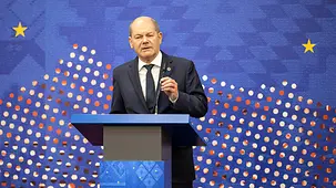 Bundeskanzler Olaf Scholz bei einer Pressekonferenz zum EU-Westbalkangipfel.