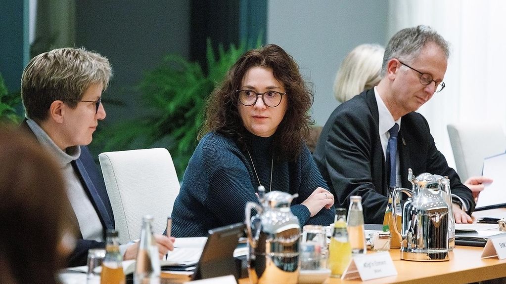 Staatsministerin Sarah Ryglewski (BK) bei der Sitzung des Staatssekretärsausschusses für nachhaltige Entwicklung 2022.