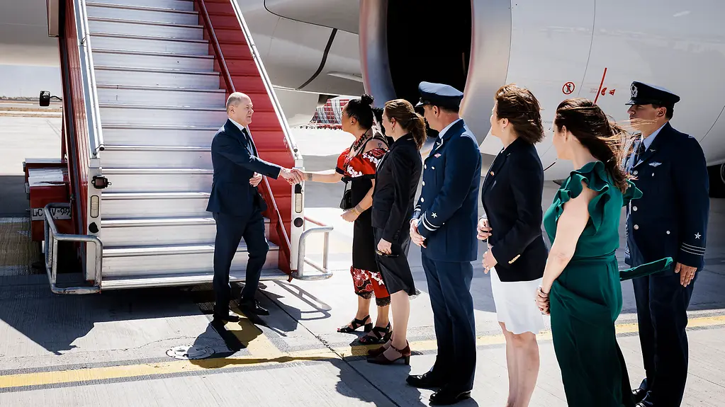 Federal Chancellor Scholz on arrival in Chile.
