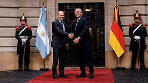 Le chancelier Olaf Scholz et le président argentin Alberto Ángel Fernández