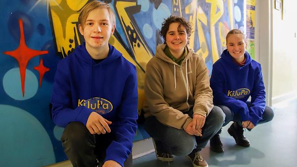 Foto für Interview mit drei Jugendlichen des Kinder- und Jugendparlamentes Marburg