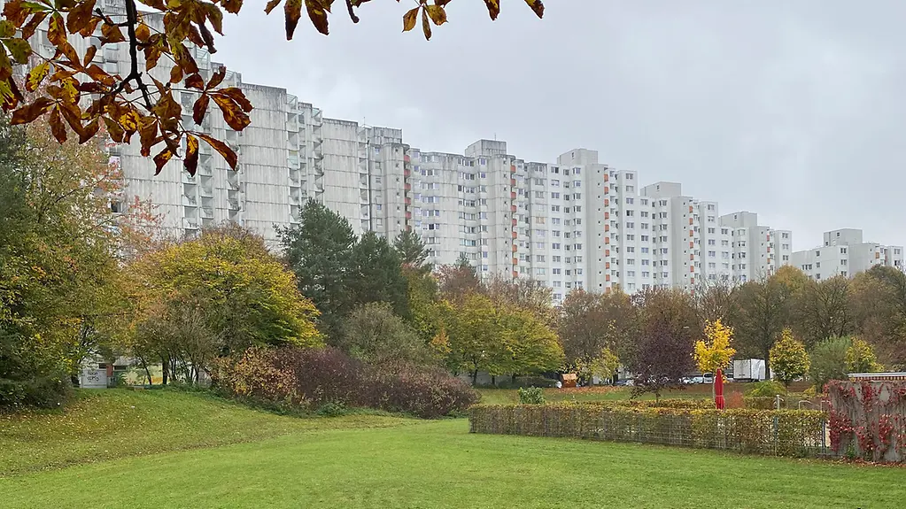 München Neuperlach. Eine Hochhaussiedlung mit viel grün