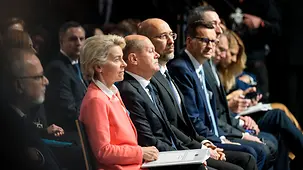 Bundeskanzler Olaf Scholz bei einer Expertenkonferenz zum Wiederaufbau der Ukraine in Berlin.