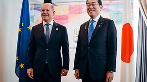 Bundeskanzler Scholz trifft Japans Ministerpräsident Fumio Kishida.