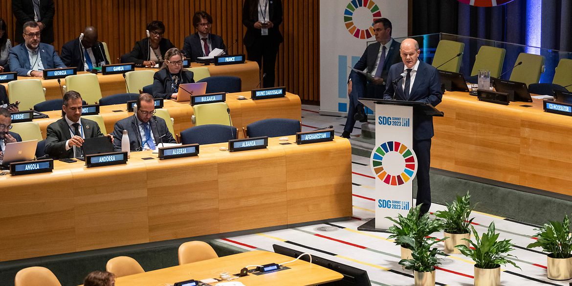 Federal Chancellor Olaf Scholz addresses the SDG Summit.