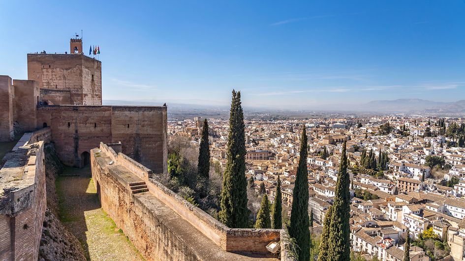 Blick von der Burganlage der Alhambra