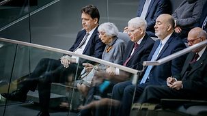 Margot Friedländer, Josef Schuster and Ron Prosor in the visitors’ gallery in the Bundestag.