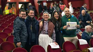 Die spanische Weihnachtszeit beginnt inoffiziell am 22. Dezember mit der Ziehung der staatlichen Weihnachtslotterie „Sorteo de Navidad“. Der 