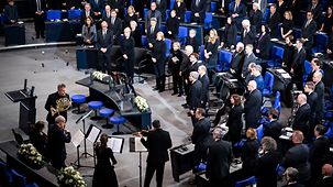 Cérémonie d’hommage national au Bundestag