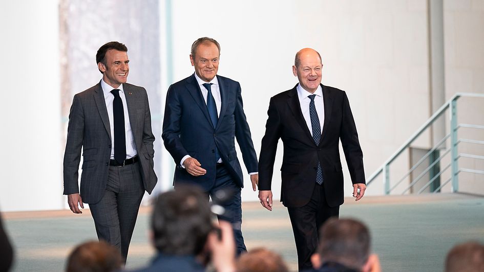 Federal Chancellor Olaf Scholz with French President Emmanuel Macron and Polish Prime Minister Donald Tusk in the Chancellery.