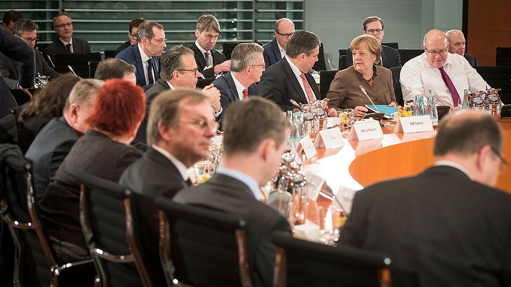 Chancellor Angela Merkel and the premiers of the federal states