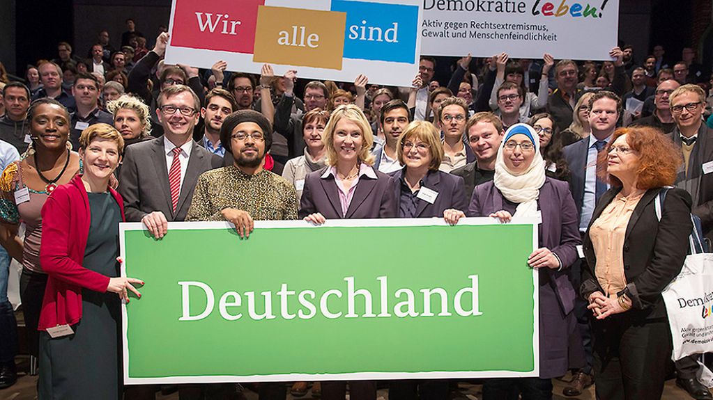 Manuela Schwesig eröffnet Auftaktkonferenz für Bundesprogramm "Demokratie leben!"