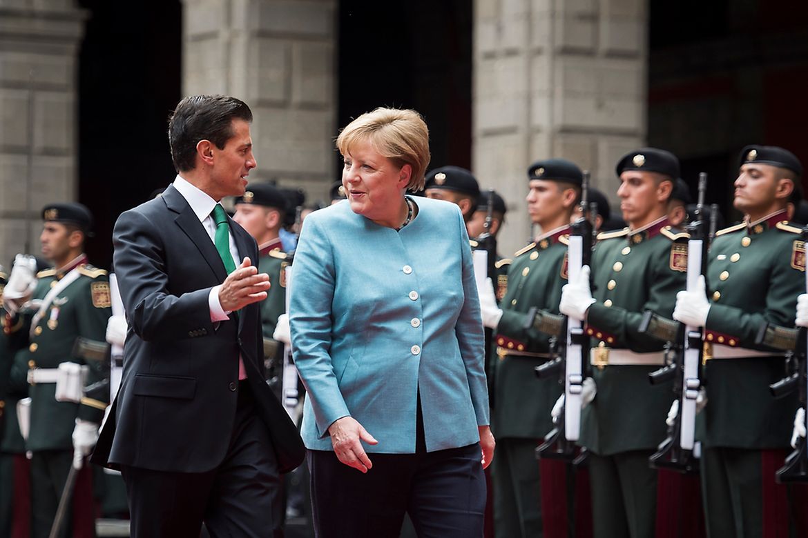 Bundeskanzlerin Angela Merkel Enrique Nieto, Präsident Mexikos.
