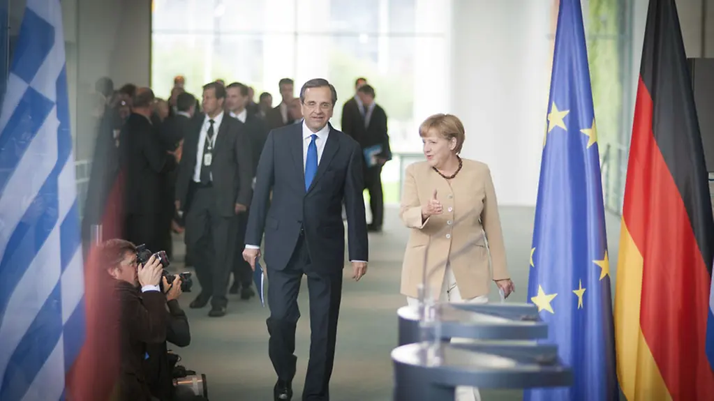 Bundeskanzlerin Merkel und der griechische Ministerpräsident Samaras bei der Pressekonferenz