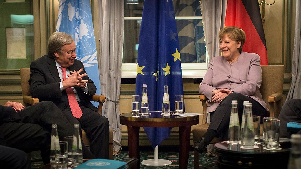 La chancelière fédérale Angela Merkel et le secrétaire général des Nations Unies Antonio Guterres