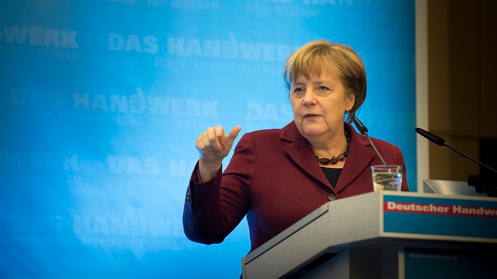 Bundeskanzlerin Angela Merkel spricht auf dem Handwerkstag des Zentralverbandes des Deutschen Handwerks.