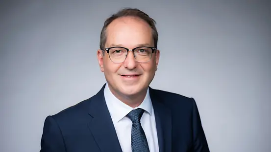 Porträtbild von Alexander Dobrindt