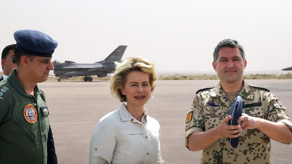 Federal Defence Minister Ursula von der Leyen visits Al Azraq Air base in Jordan.