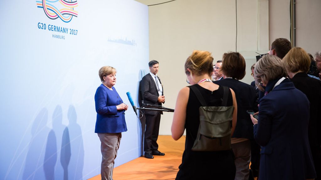 Bundeskanzlerin Angela Merkel bei einem Pressestatement anlässlich der Eröffnung des G20-Gipfels, im Internationalen Medienzentrum in der Hamburger Messe.