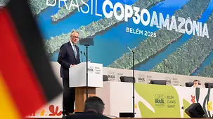  Bundeskanzler Friedrich Merz bei seiner Rede auf dem World Climate Leaders‘ Summit.