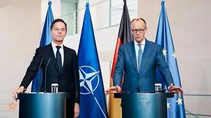 Das Foto zeigt Bundeskanzler Friedrich Merz und Nato-Generalsekretär Mark Rutte.