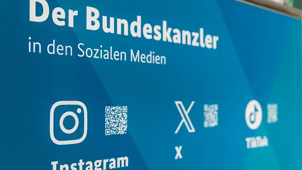 Bundeskanzler in den Soziale Medien: Icon-Übersicht der unterschiedlichen Plattformen