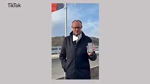 Bundeskanzler Merz bei der Eröffnung der Rahmedetalbrücke an der Autobahn A45