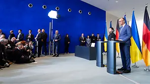 Kanzler Merz und Präsident Selenskyj bei der gemeinsamen Pressekonferenz im Kanzleramt.
