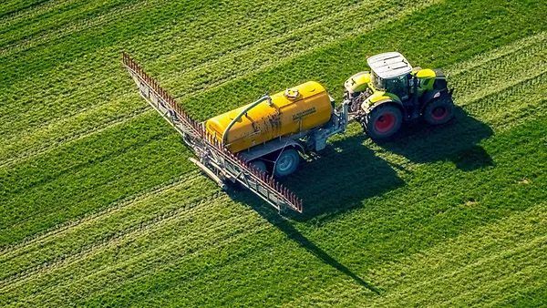Das neue Düngegesetz schützt das Grundwasser vor Belastungen aus der Landwirtschaft.