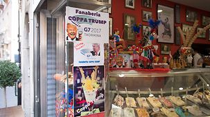 Ein Eisladen in Taormina wirbt mit einer eigenen Eis-Kreation "Coppa Trump".