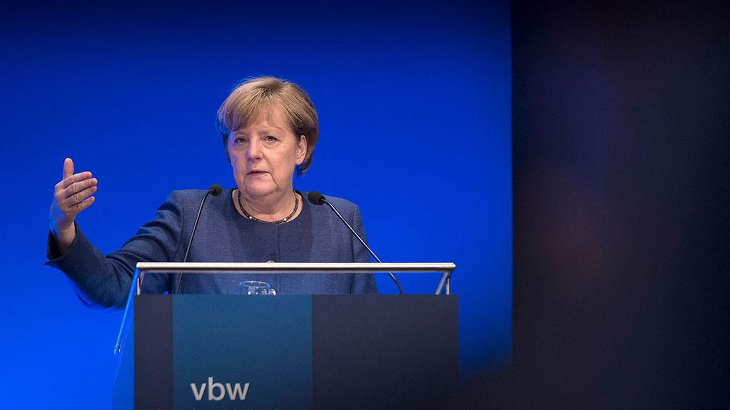 Bundeskanzlerin Angela Merkel spricht anlässlich der Bayerischen Wirtschaftsgespräche der Vereinigung der Bayrischen Wirtschaft.