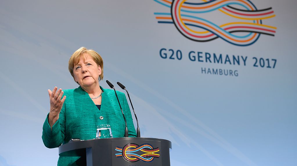 Bundeskanzlerin Angela Merkel spricht auf der Abschluss-PK zum G20-Gipfel.