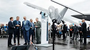 Bundeskanzler Friedrich Merz auf der ILA